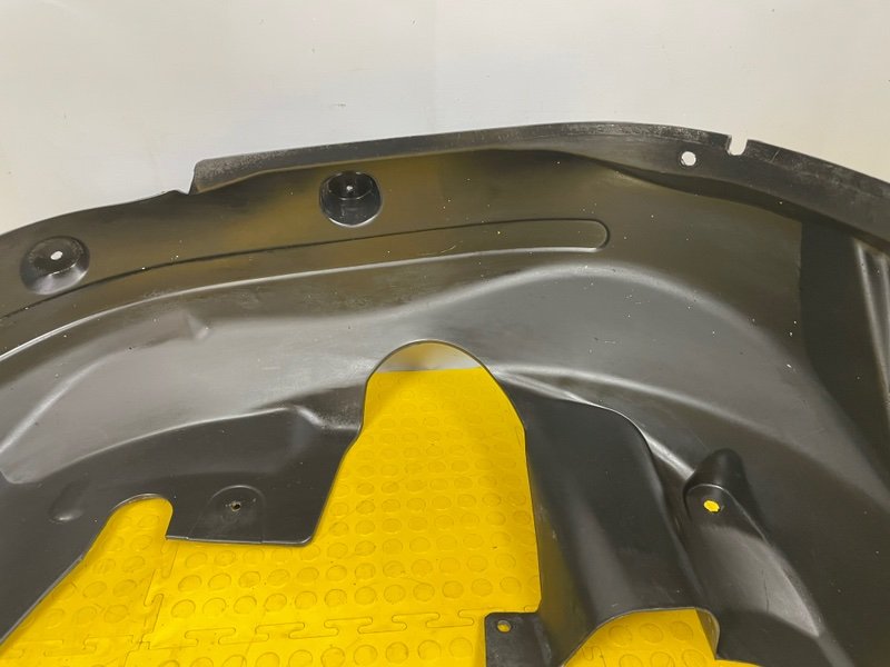 Подкрылок, 2500 рублей, Москва