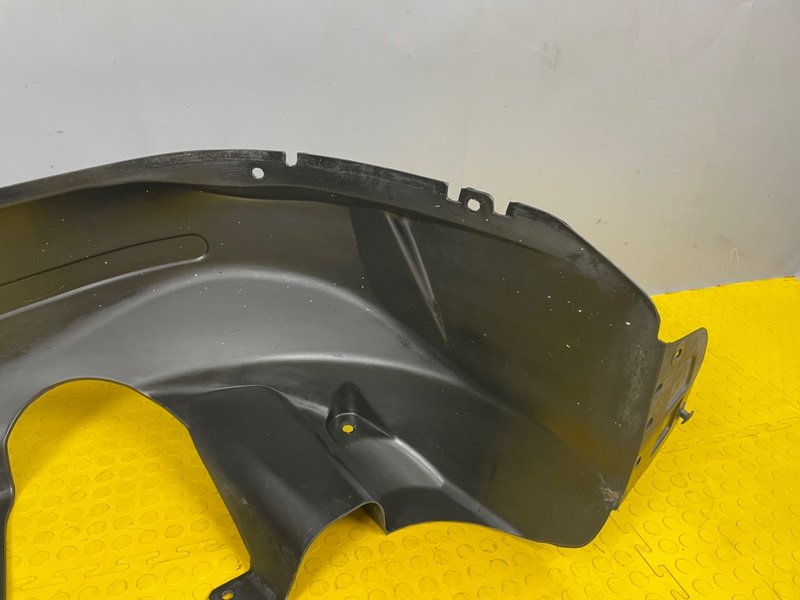 Подкрылок, 2500 рублей, Москва