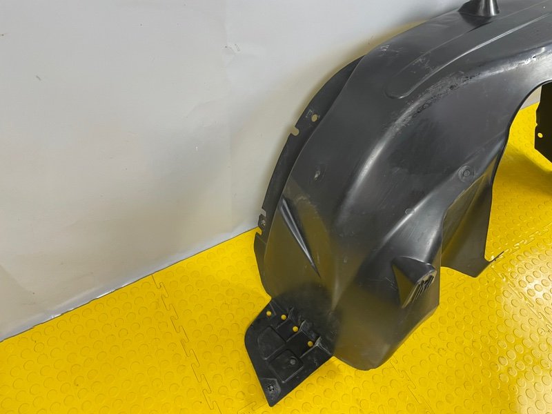 Подкрылок, 2500 рублей, Москва