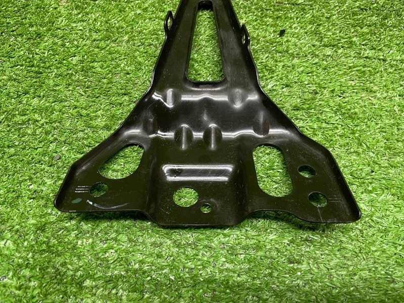 Кронштейн замка капота, 1000 рублей, Москва