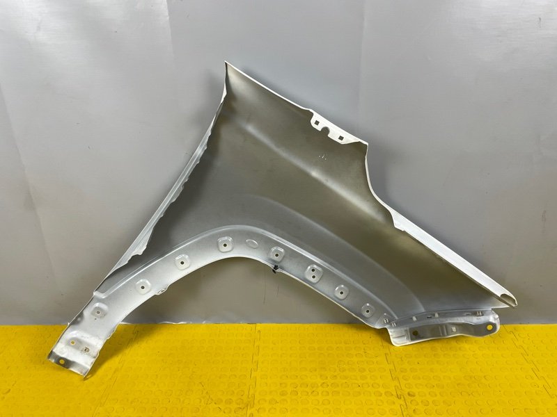 Крыло переднее левое, 15000 рублей, Москва