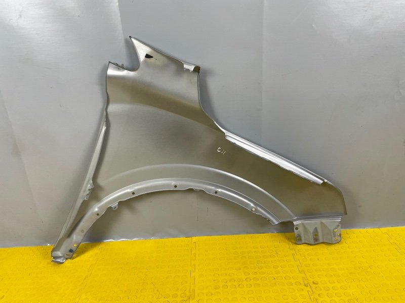 Крыло переднее левое, 10000 рублей, Москва