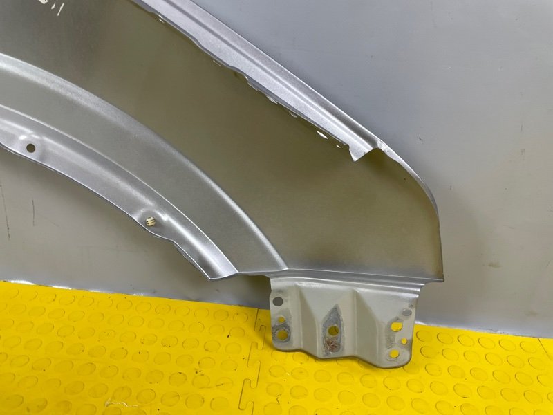 Крыло переднее левое, 10000 рублей, Москва