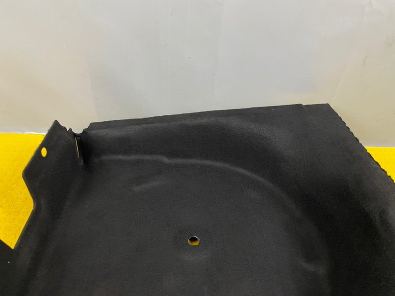 Пол багажника, 2000 рублей, Москва