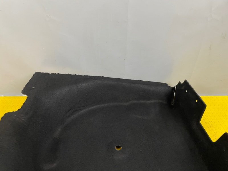 Пол багажника, 2000 рублей, Москва