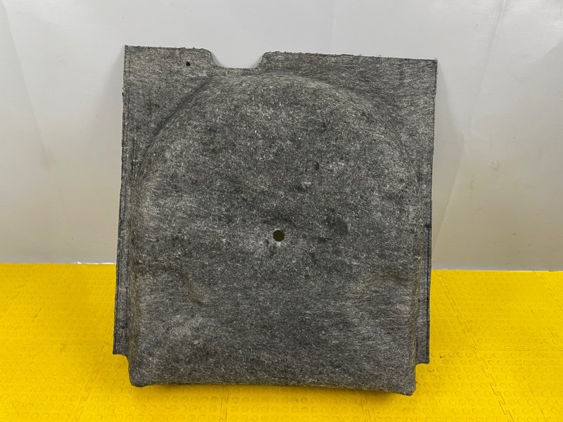 Пол багажника, 2000 рублей, Москва