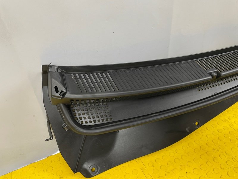 Планка под лобовое стекло, 5000 рублей, Москва