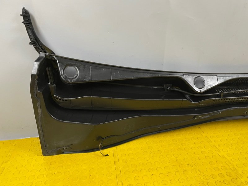 Планка под лобовое стекло, 5000 рублей, Москва