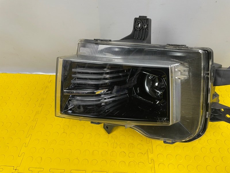 Фара левая, 10000 рублей, Москва