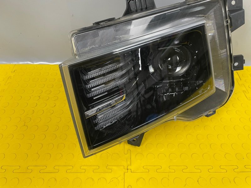 Фара левая, 10000 рублей, Москва