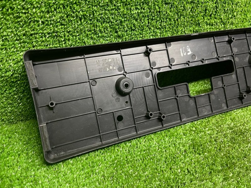 Накладка двери багажника, 1600 рублей, Москва