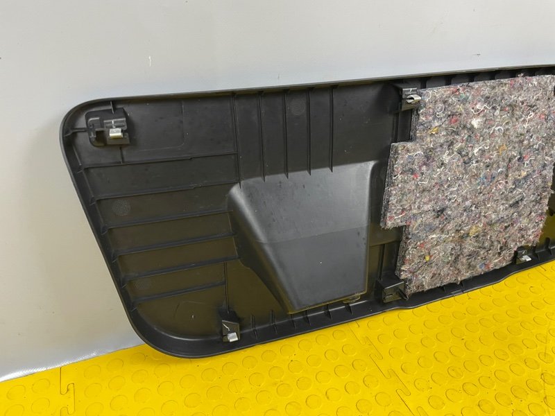 Обшивка крышки багажника, 1500 рублей, Москва