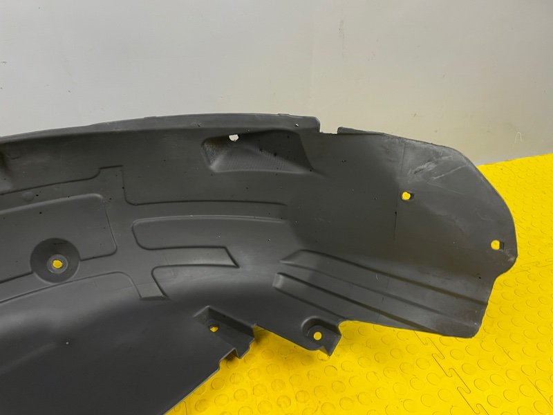 Подкрылок, 3000 рублей, Москва