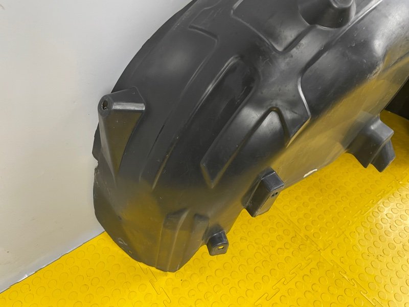 Подкрылок, 3000 рублей, Москва