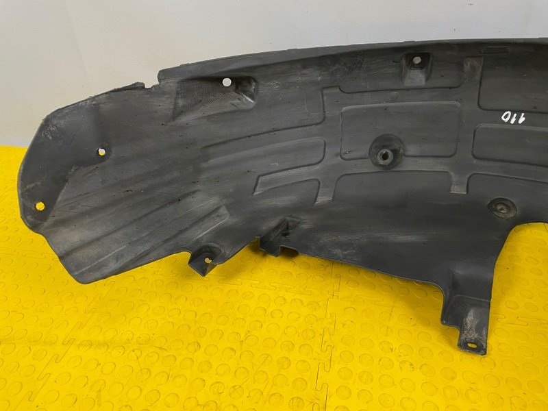 Подкрылок, 2500 рублей, Москва