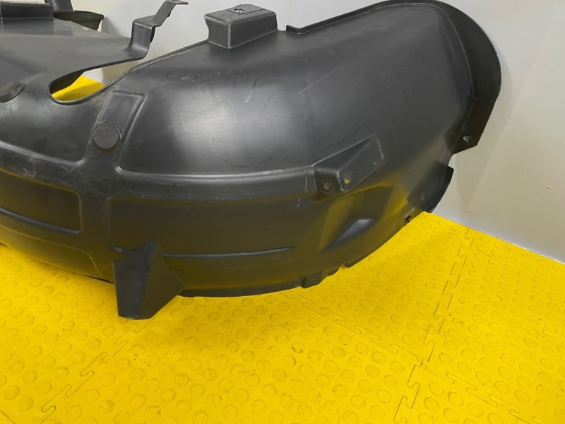 Подкрылок, 2500 рублей, Москва