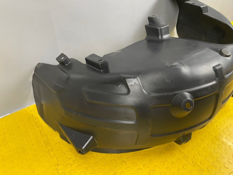 Подкрылок, 2500 рублей, Москва