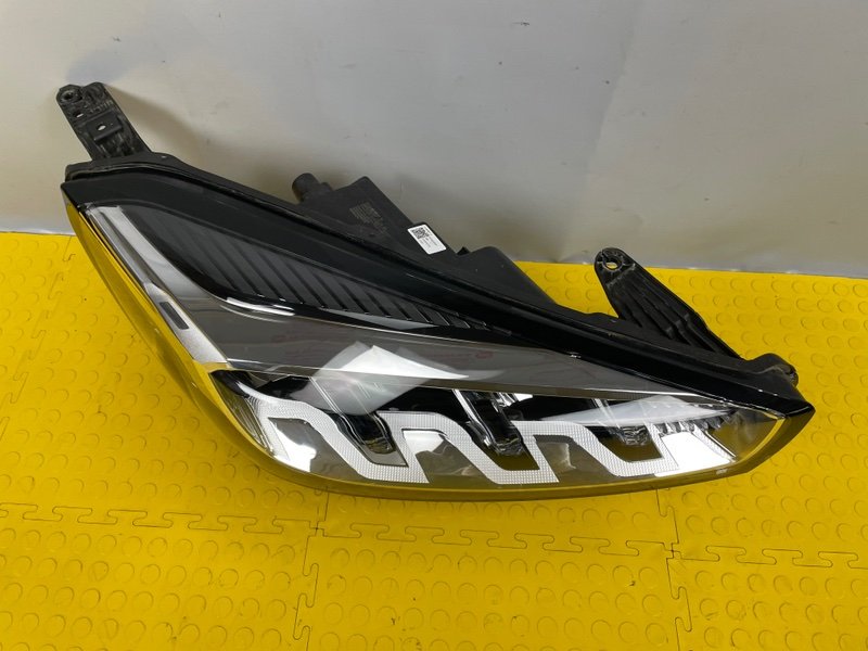 Фара правая, 35000 рублей, Москва