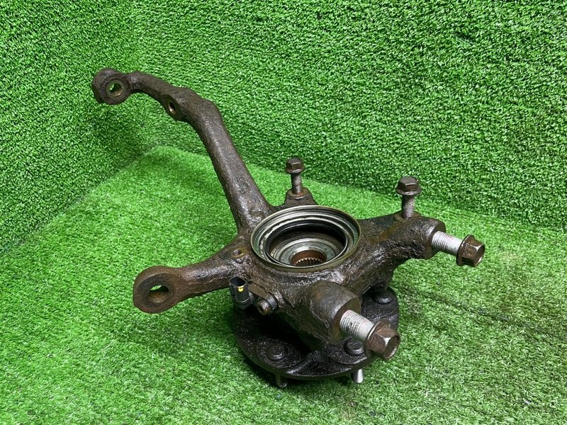 Кулак поворотный, 15000 рублей, Москва