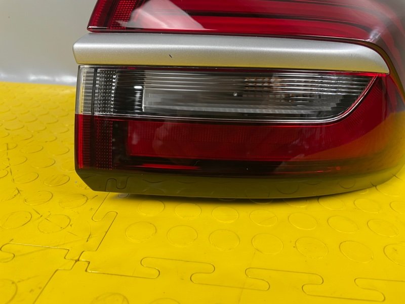 Фонарь задний правый, 12000 рублей, Москва