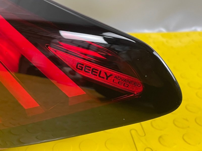 Фонарь задний правый, 12000 рублей, Москва