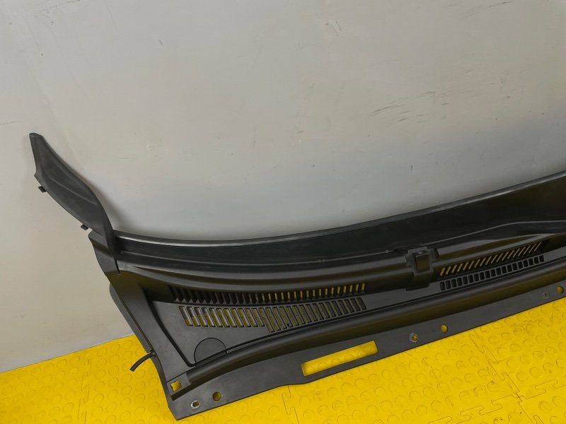 Планка под лобовое стекло, 3500 рублей, Москва