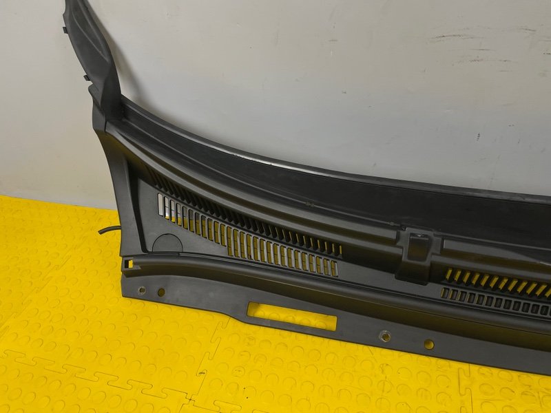 Планка под лобовое стекло, 3500 рублей, Москва