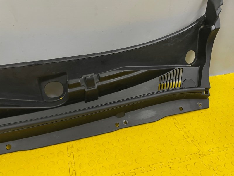 Планка под лобовое стекло, 3500 рублей, Москва