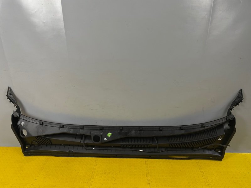 Планка под лобовое стекло, 3500 рублей, Москва