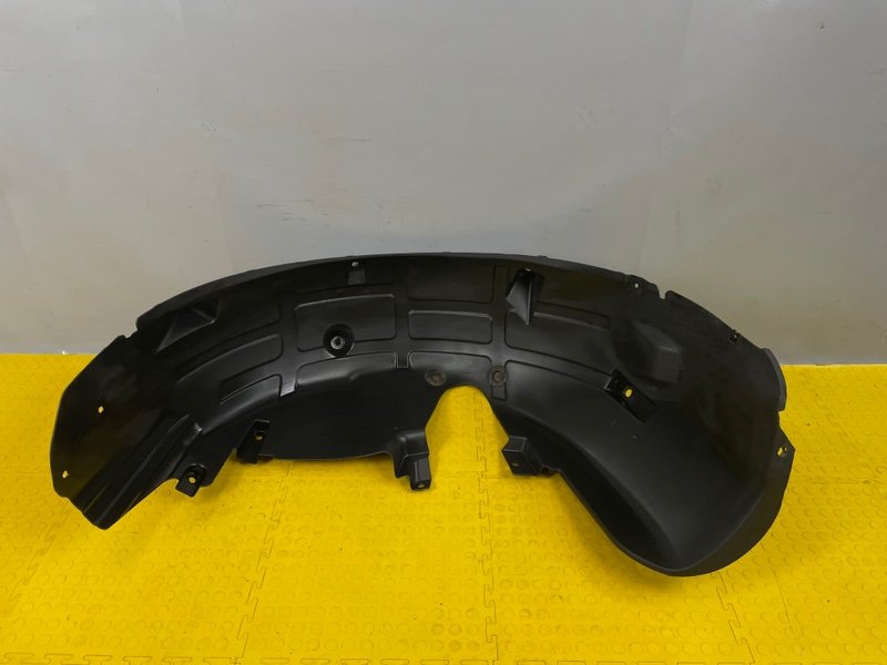 Подкрылок, 2500 рублей, Москва