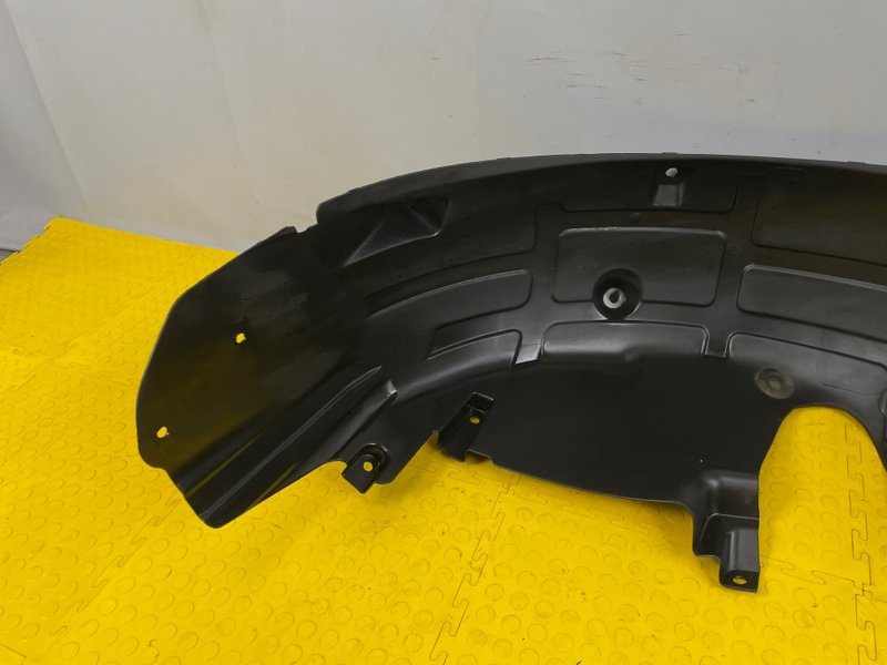 Подкрылок, 2500 рублей, Москва