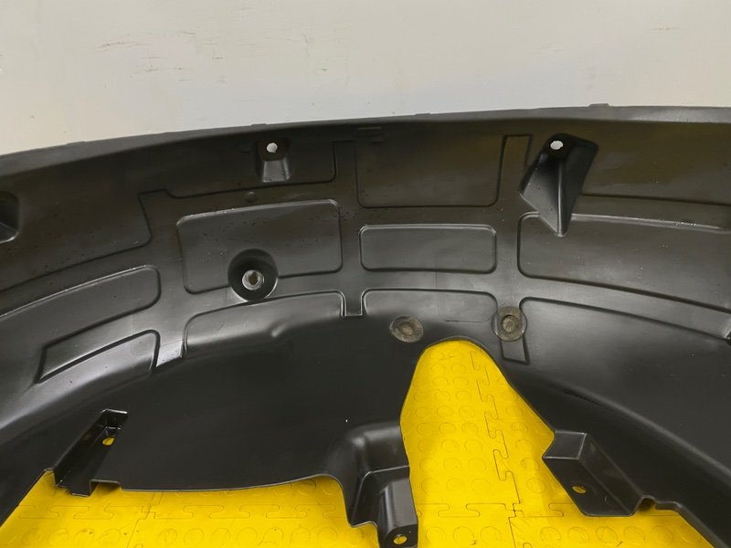 Подкрылок, 2500 рублей, Москва