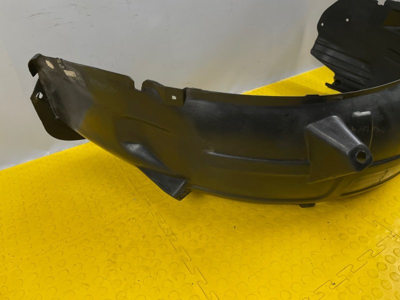 Подкрылок, 2500 рублей, Москва