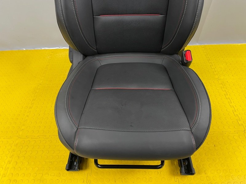 Сиденье переднее правое, 22000 рублей, Москва