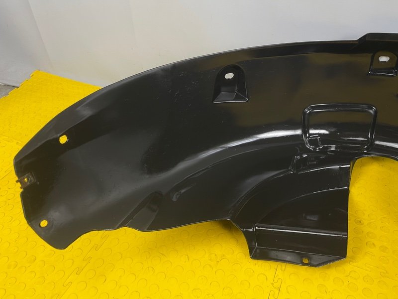 Подкрылок, 2000 рублей, Москва