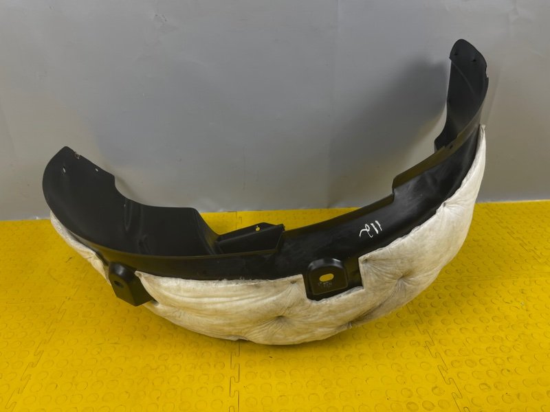 Подкрылок, 2000 рублей, Москва