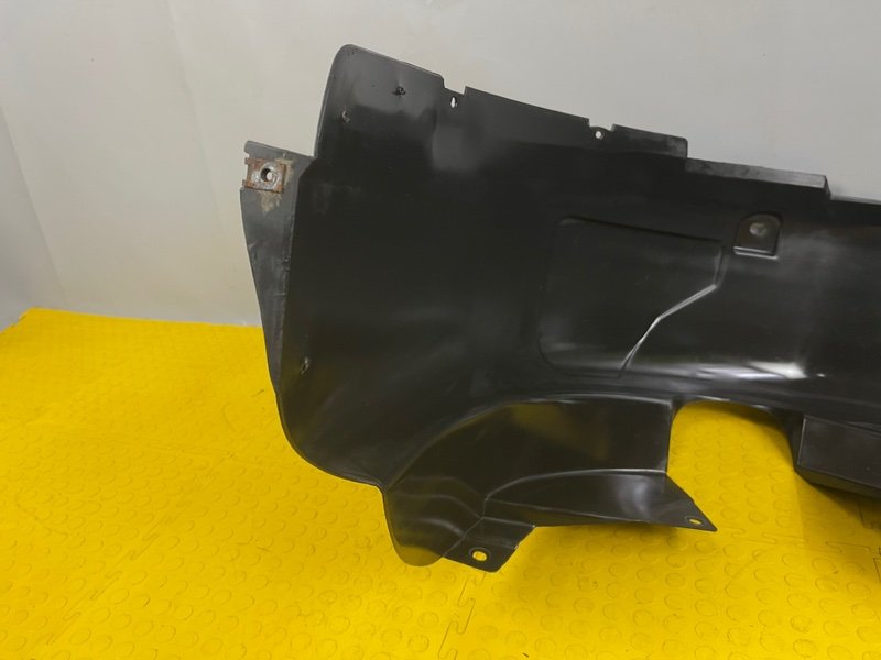 Подкрылок, 2000 рублей, Москва