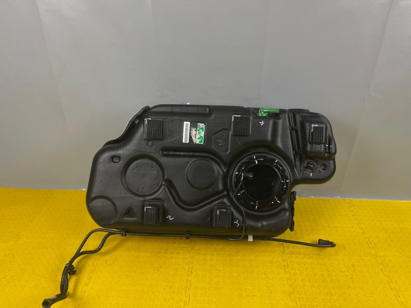 Бак топливный, 10000 рублей, Москва