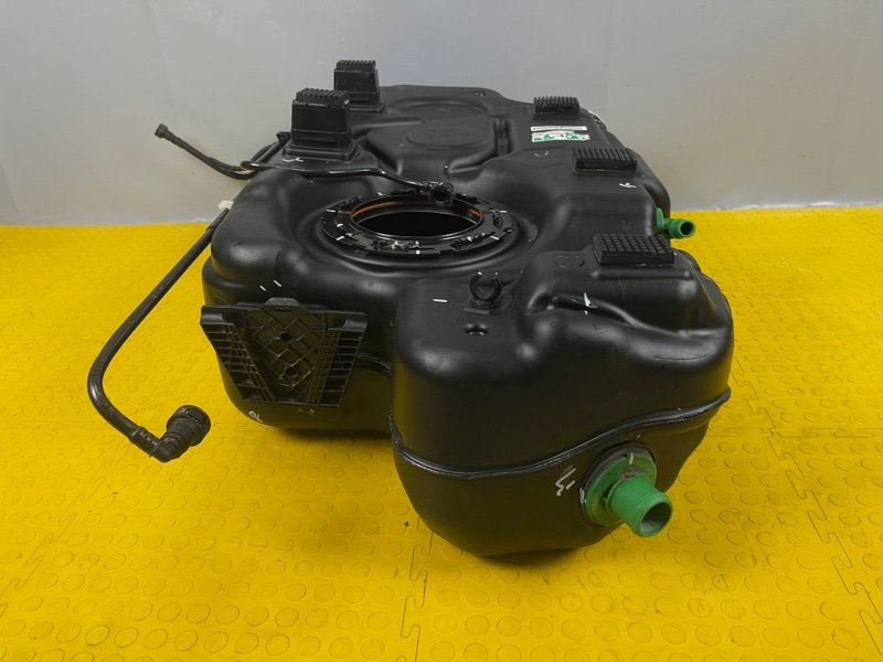 Бак топливный, 10000 рублей, Москва