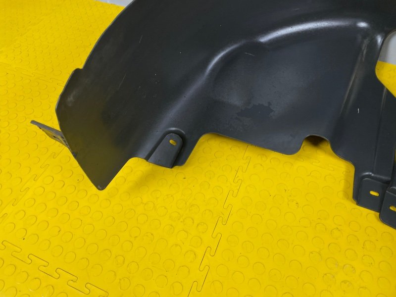 Подкрылок, 1500 рублей, Москва