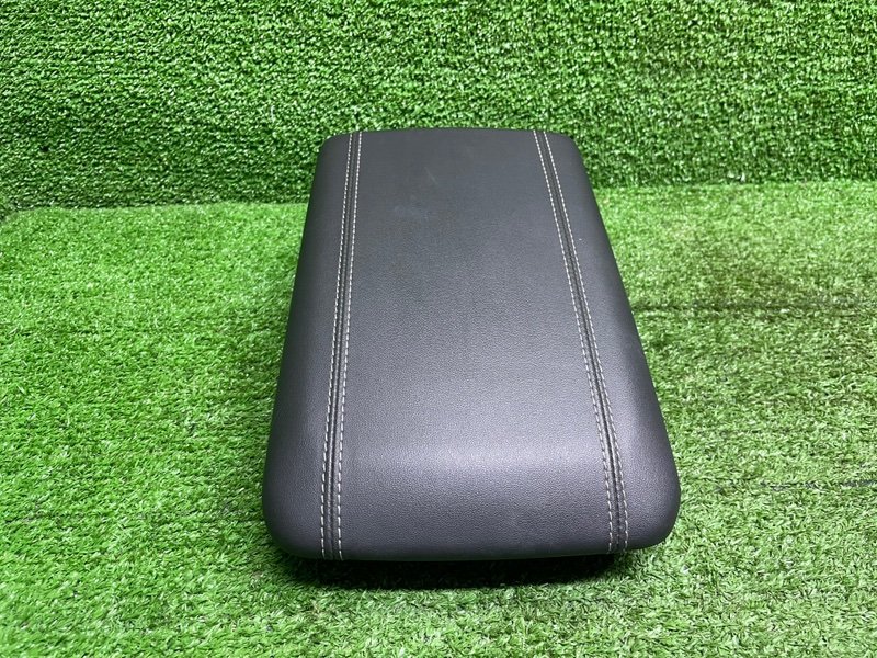 Подлокотник, 5000 рублей, Москва