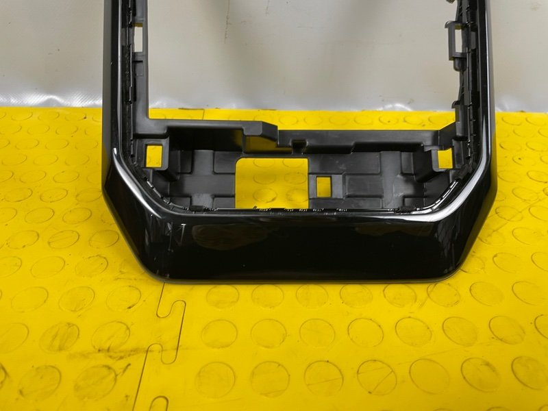 Накладка консоли, 1000 рублей, Москва