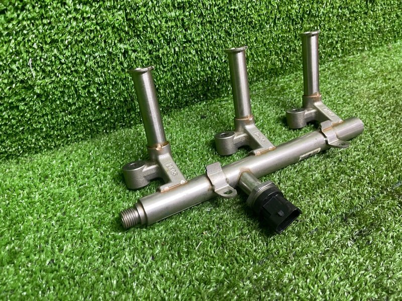 Топливная рейка, 2550 рублей, Москва