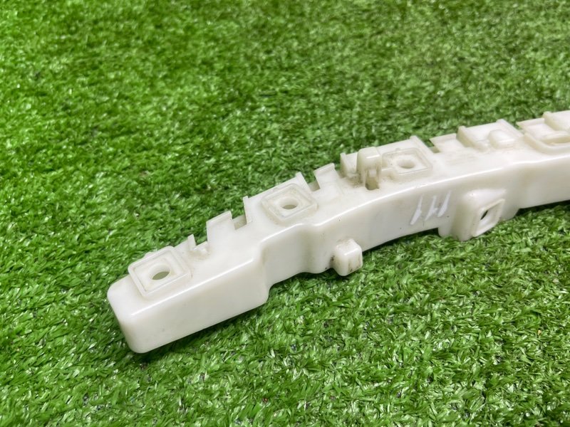 Кронштейн переднего бампера, 500 рублей, Москва