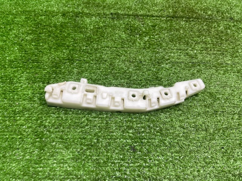 Кронштейн переднего бампера, 500 рублей, Москва