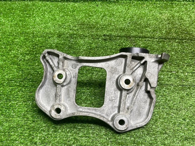 Кронштейн генератора, 1500 рублей, Москва