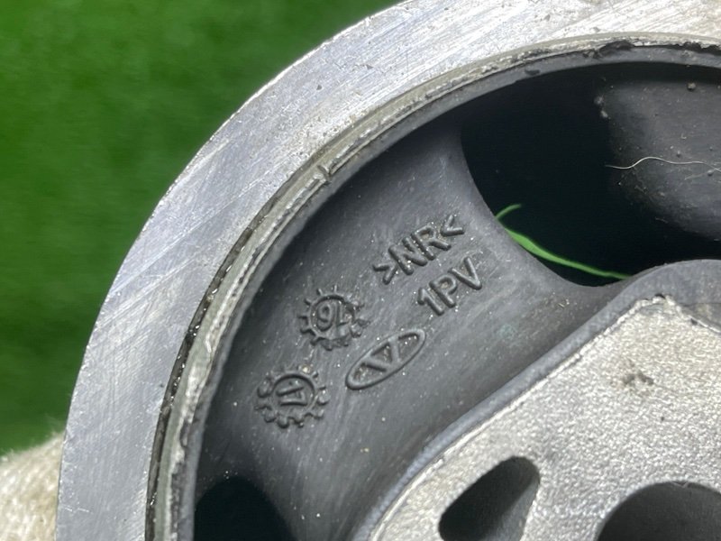 Опора двигателя, 2000 рублей, Москва