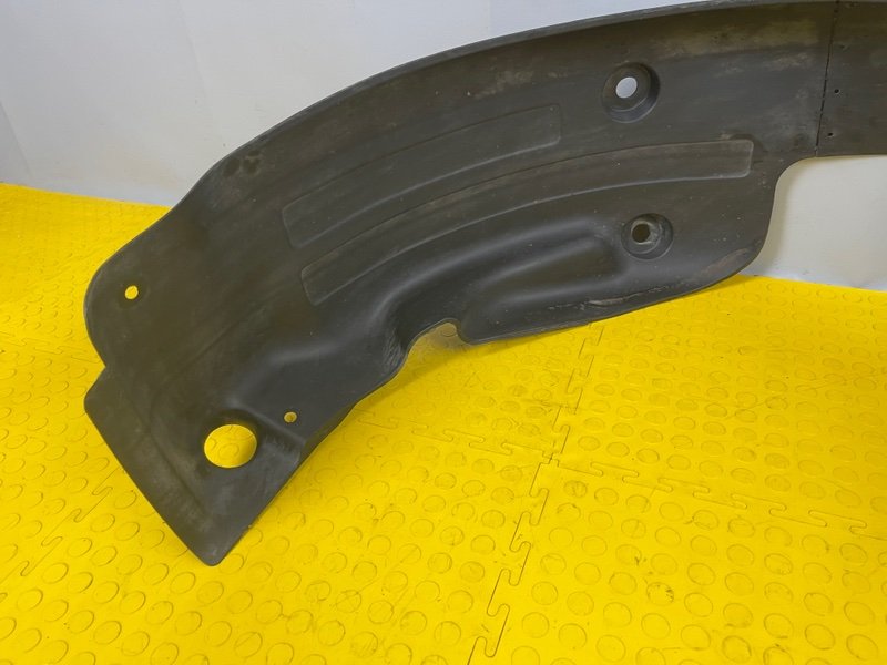 Подкрылок, 2500 рублей, Москва