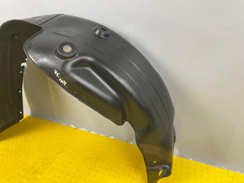 Подкрылок, 2500 рублей, Москва