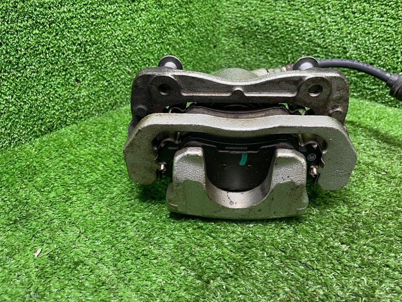 Суппорт тормозной передний правый, 6000 рублей, Москва